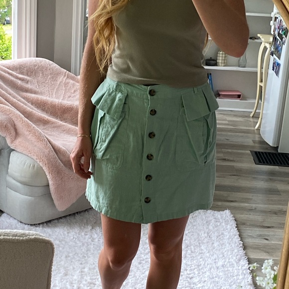 Nicole Miller Linen Mini Skirt - Picture 2 of 5